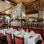Alter Muschelsaal Hotel 4*